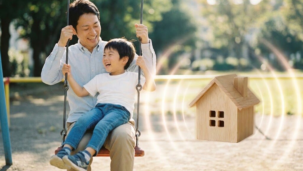 キラーパルスと共振現象をブランコの揺れでイメージする親子の実写風写真